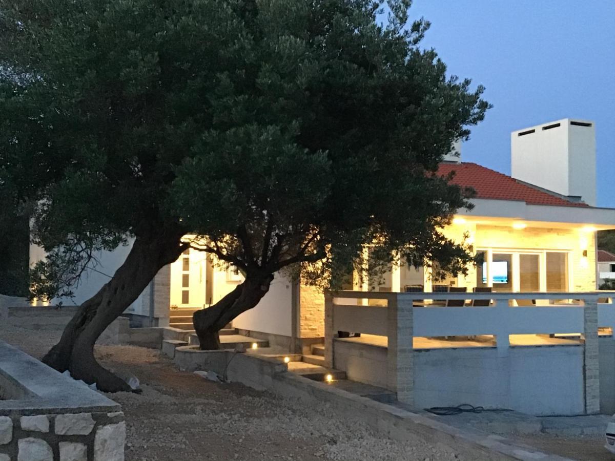 Moderner Bungalow Mit Meerblick لون المظهر الخارجي الصورة