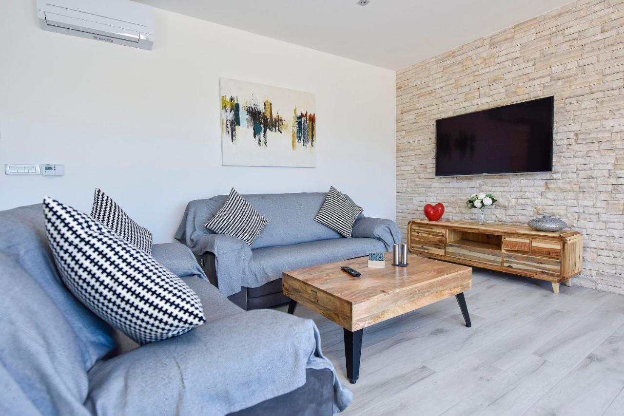 Moderner Bungalow Mit Meerblick لون المظهر الخارجي الصورة