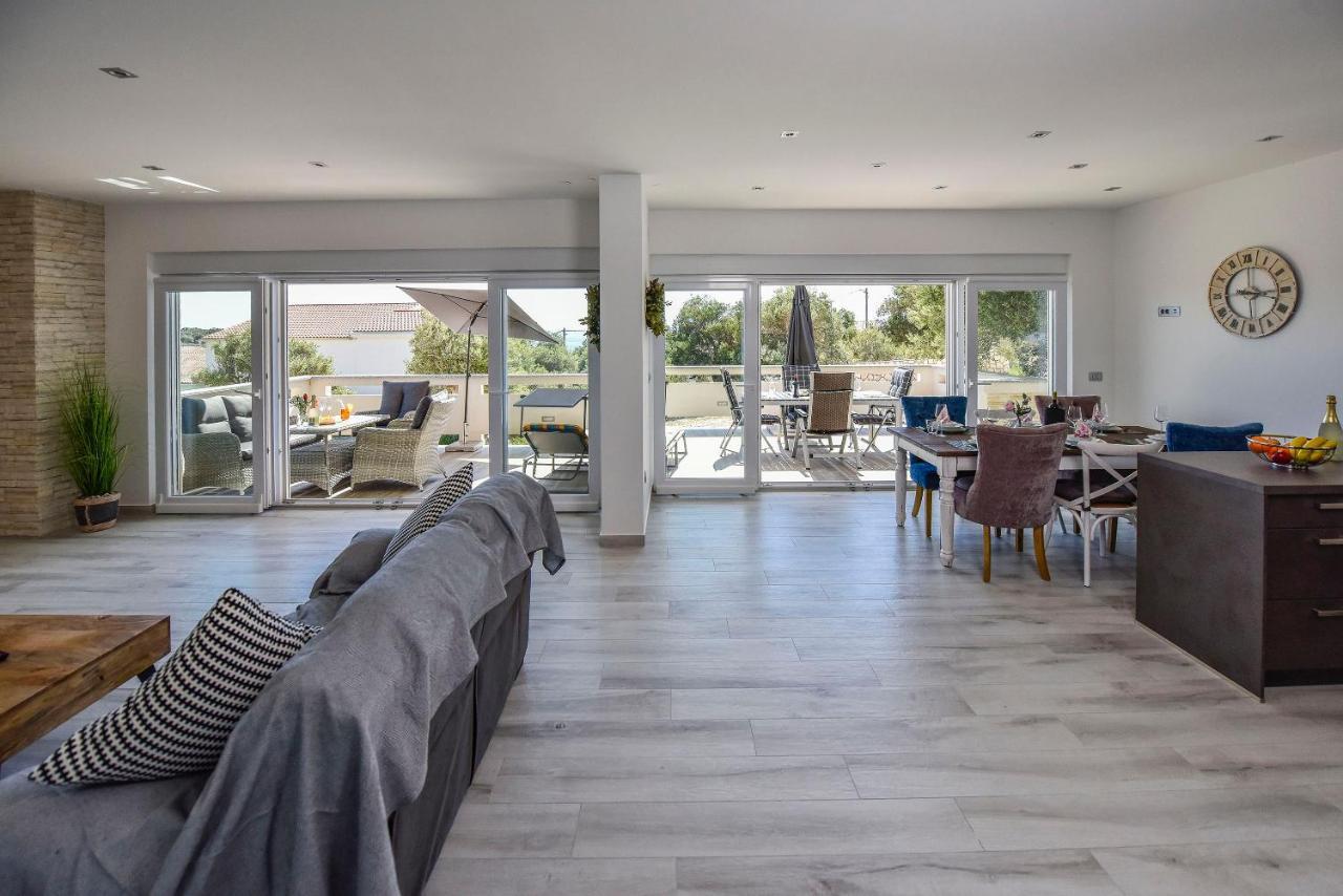Moderner Bungalow Mit Meerblick لون المظهر الخارجي الصورة