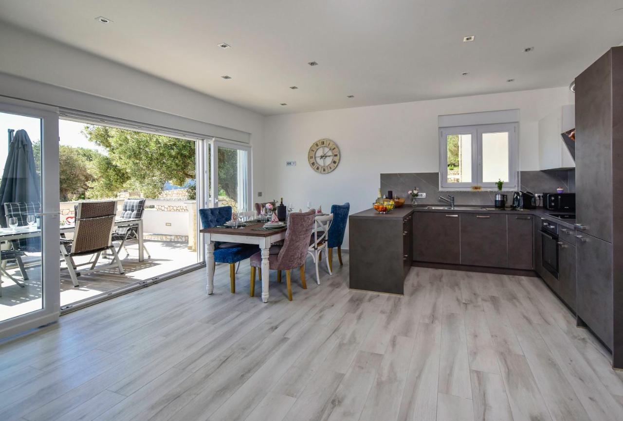 Moderner Bungalow Mit Meerblick لون المظهر الخارجي الصورة